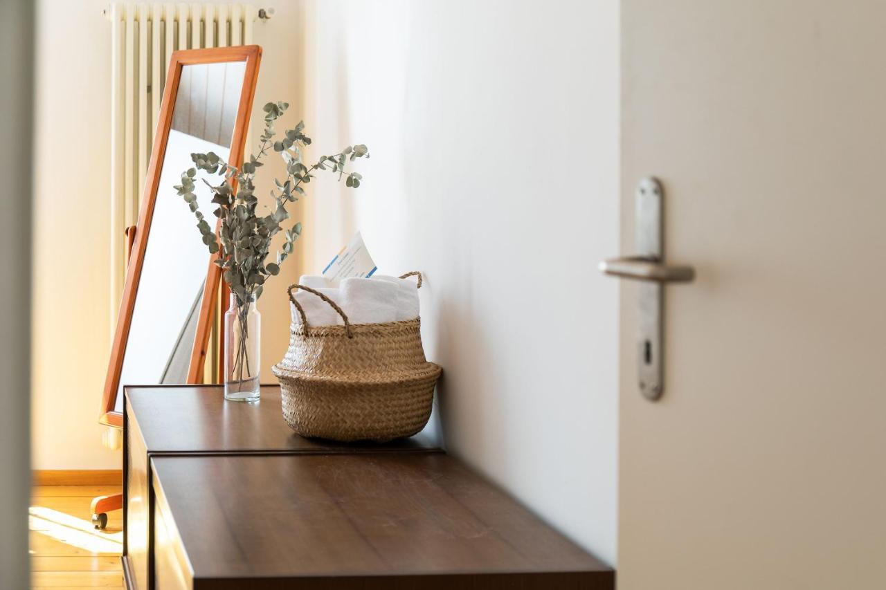 Rose Apartment By Quokka 360 - Refined Two-Bedroom Apartment With Garden Лугано Екстер'єр фото